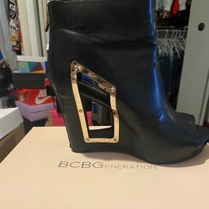 Bcbg wedge heels 🔥